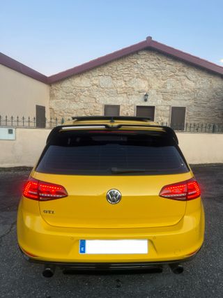 Volkswagen Golf VII GTI Performance