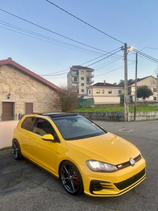 Volkswagen Golf VII GTI Performance