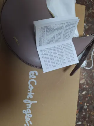 Bolso Furla Beige Media Luna