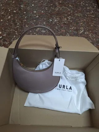 Bolso Furla Beige Media Luna