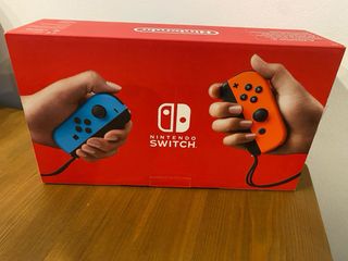 Nintendo Switch Azul y Rojo + Accesorios