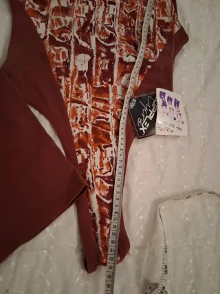 Conjunto de gimnasia/danza: leotardo y shorts