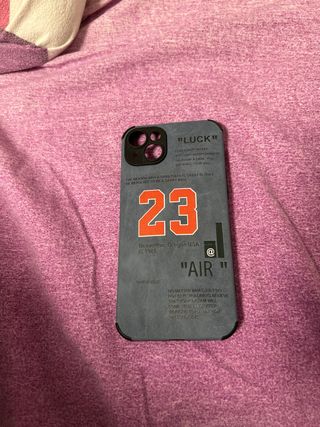 Fundas iPhone 14 Plus Todas juntas 20€ Una 5€