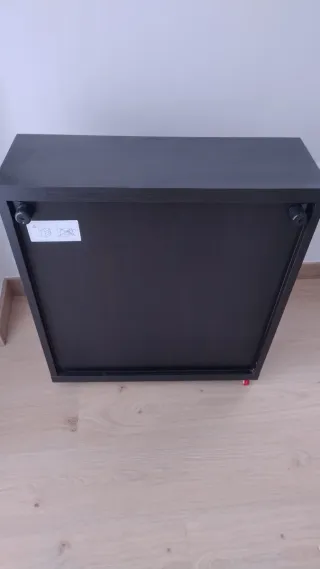 Mueble TV madera oscuro