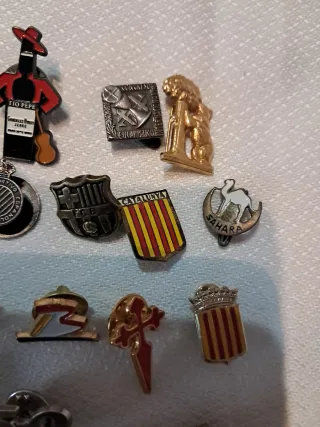 Colección de Pins Variados