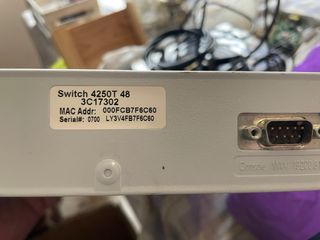 Switch 3Com 4250T-48