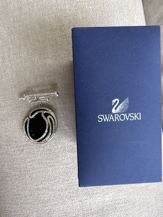 Broche Swarovski Negro y Plateado