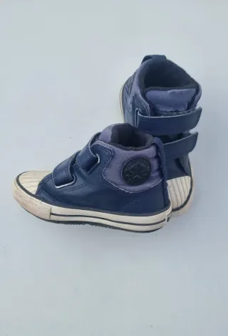 Lote zapatillas niño 5 pares