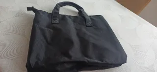 Funda portátil negra