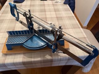 Sierra de Inglete Angular