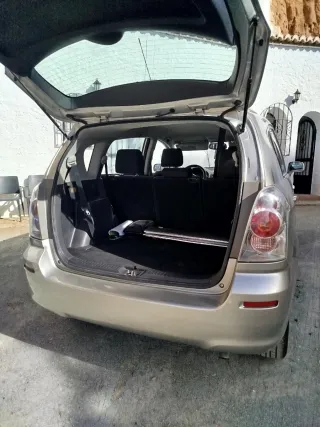 Toyota Corolla Verso 7 plazas