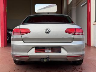 Volkswagen Passat 2015