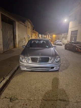 Mercedes-Benz Clase E 2005