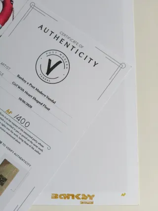 Banksy Girl With Heart Shaped Float con Certificad