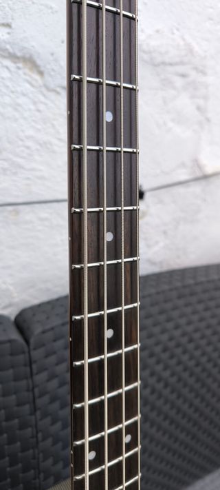 Sire Z7 Bajo Eléctrico tipo Stingray