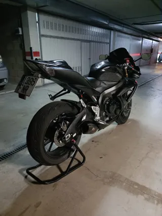 Suzuki GSXR 600cc k7 ( Black edition )Limitada