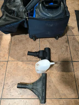 Aspiradora Mercedes Azul