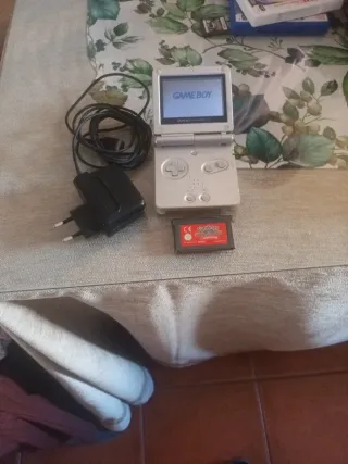 Nintendo Game Boy Advance SP Plata
