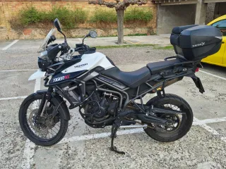 Triumph Tiger 800 XC Adventure Moto