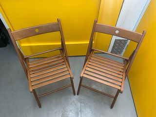 Mesa de exterior plegable de madera