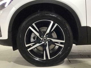 Volvo XC40 2.0 B3 G Plus Dark Auto