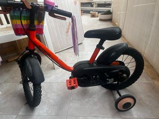 Bicicleta infantil naranja Decathlon
