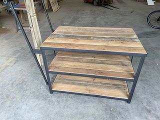 Estantería industrial madera y metal