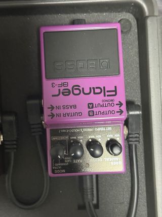 Estuche BOSS BCB-60 con pedales (individuales)