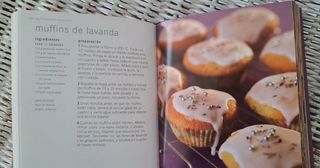 Libro "Muffins, magdalenas y otros pastelitos"
