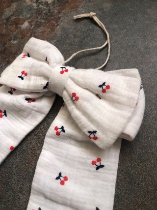 Lazos decorativos de tela con cerezas (3 uds)