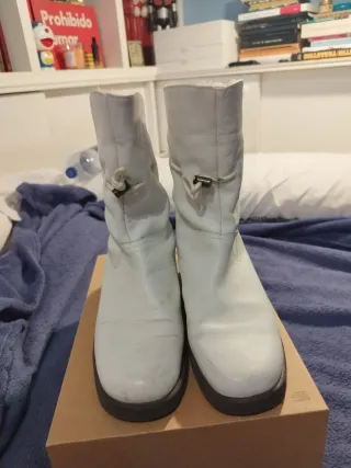 Botas de piel con borreguillo