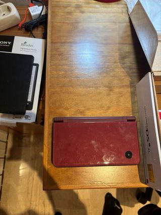 Nintendo DS XL Roja