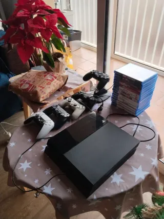 PS4 (PlayStation 4) 500GB Negra CUH-1116A