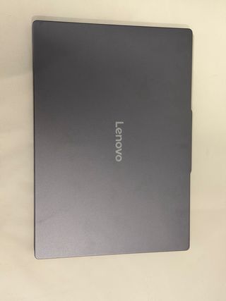 Portátil Lenovo IdeaPad Slim 3 15IRH10 Grigio