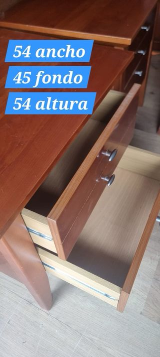 Conjunto de 2 mesitas de noche de madera