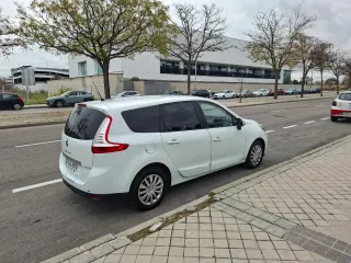 Renault Grand Scenic 2014