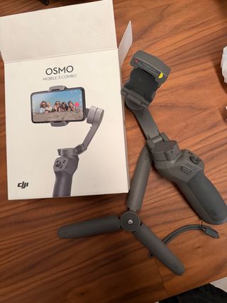 DJI Osmo Mobile 3 Combo Gimbal