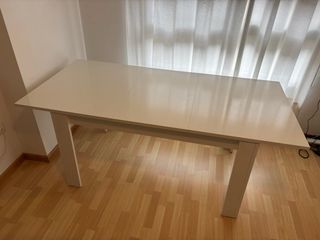 Mesa comedor extensible blanca