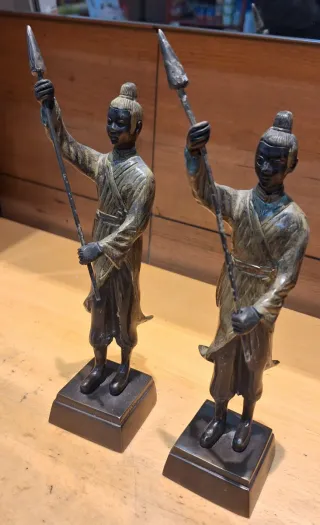 2 Figuras Bronce Macizo 25cm