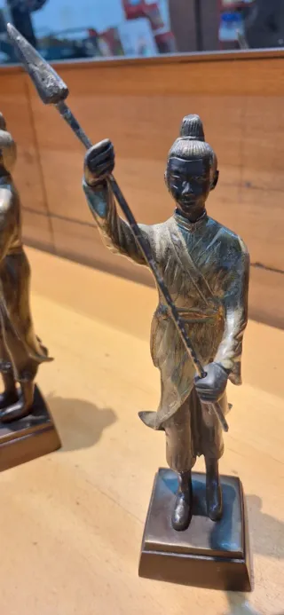 2 Figuras Bronce Macizo 25cm