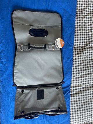 Transportín para mascotas gris y negro