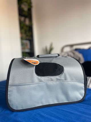Transportín para mascotas gris y negro