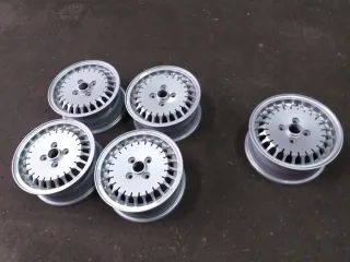 Llantas Alfa Romeo 75 y alfa 33 Nuevas