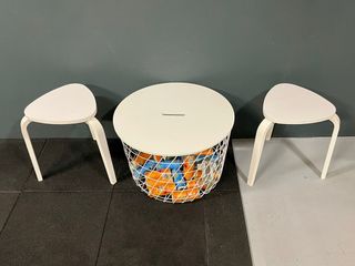 Mesa de almacenaje KVISTBRO IKEA blanca