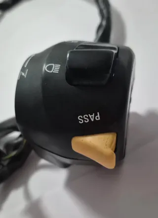 Piña Izquierda Suzuki GSXR K3