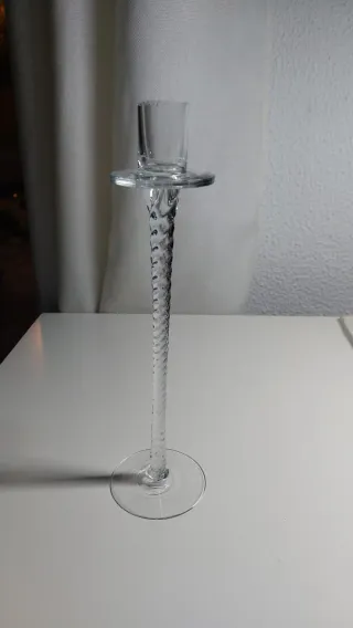 Candelabro de cristal.