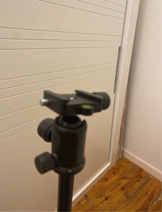 Trípode Amazon Basics Fotografía/Vídeo