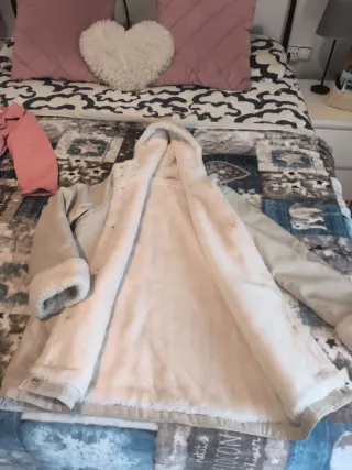 Chaqueta niña beige con forro