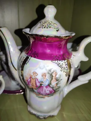 Juego de café antiguo y elegante Venta en persona