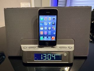 Dock Sony +iPhone 3GS 32GB + Caja